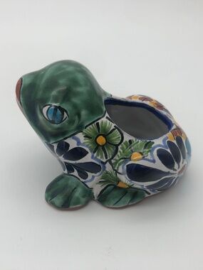 Frog with Big Lips Planter Castillo Mexican Folk Art Pottery Hand Painted SMALL
